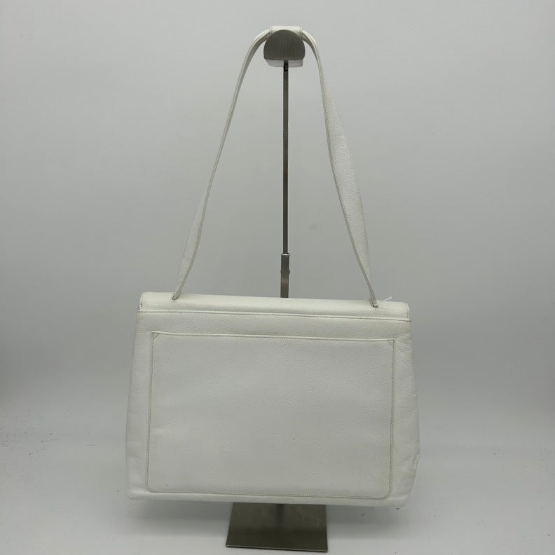 Chanel White Leather Shoulder Bag Medium Size.